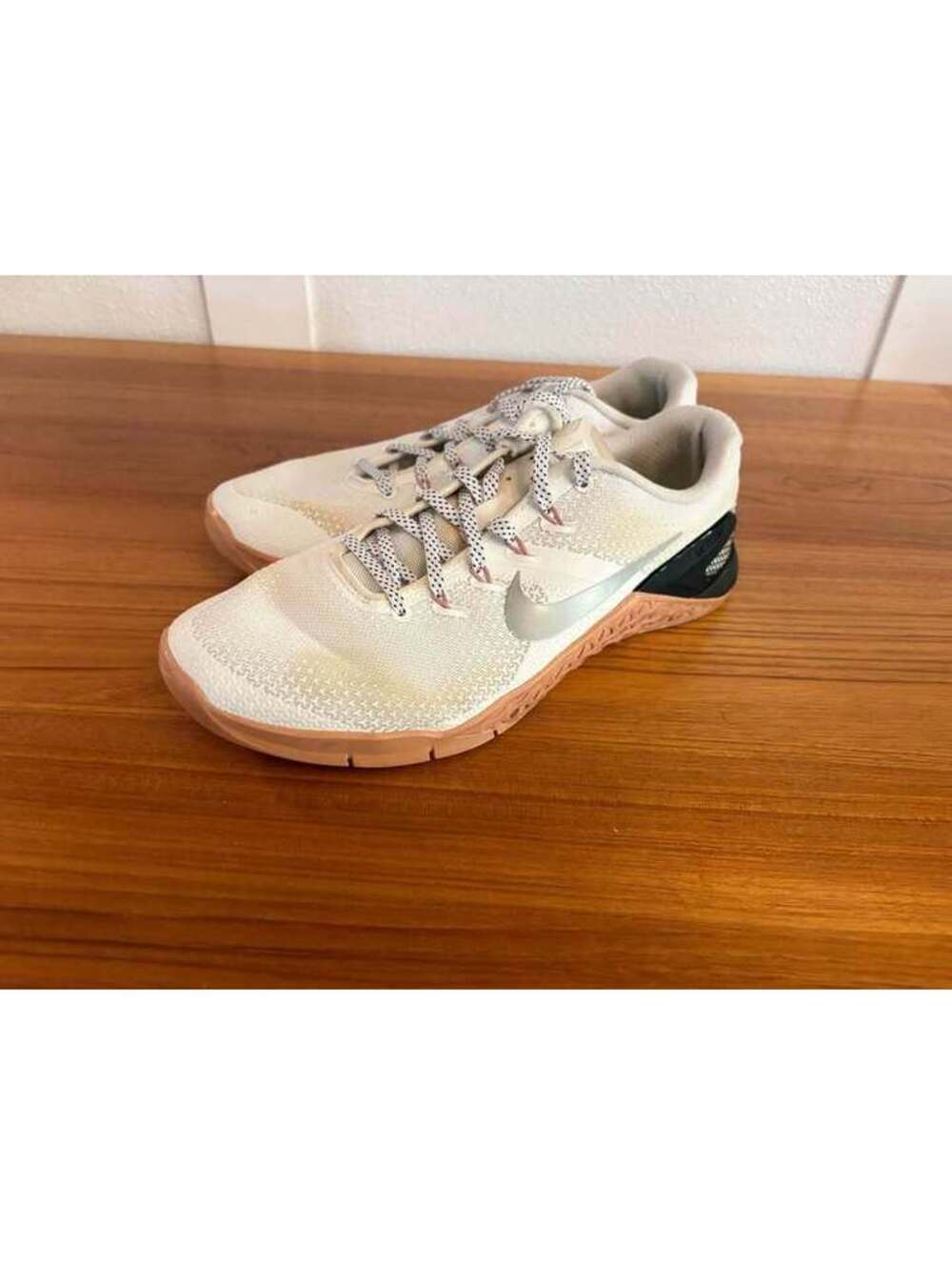 Womens Nike Metcon 4 Cross Training Shoes Size 11